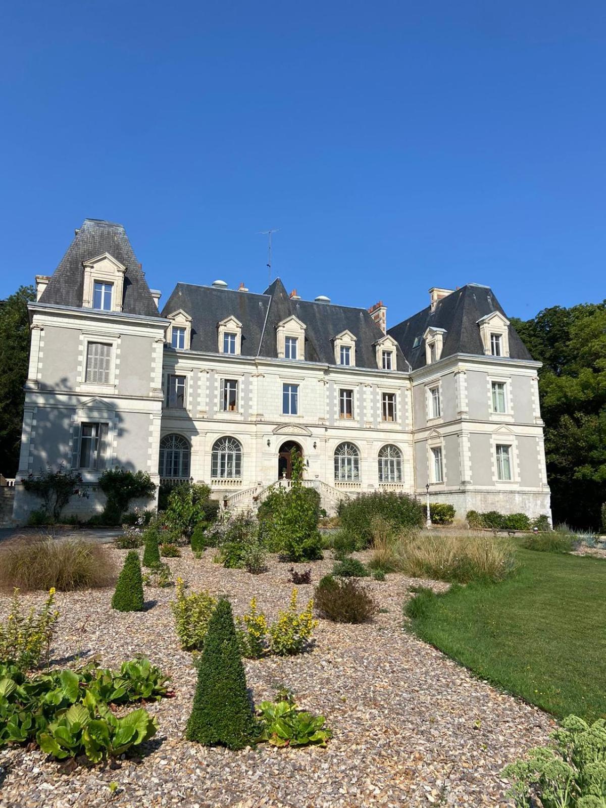 Chateau De Saint-Bohaire Exterior photo